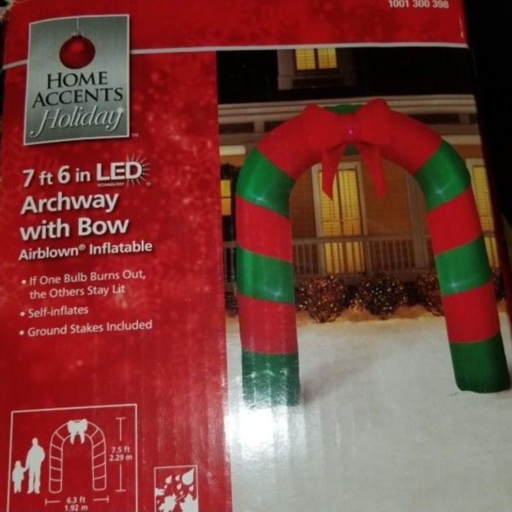 Red and Green LED Inflatable Archway with Bow